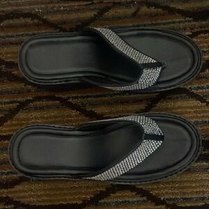 Women’s thong wedge sandals in black with rhinestones